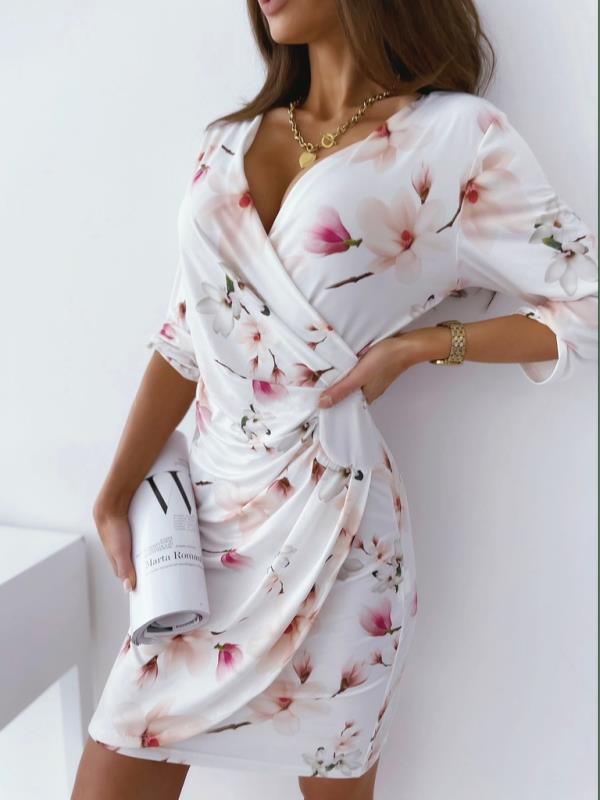 Printed slimming dress