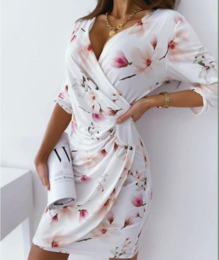 Printed slimming dress